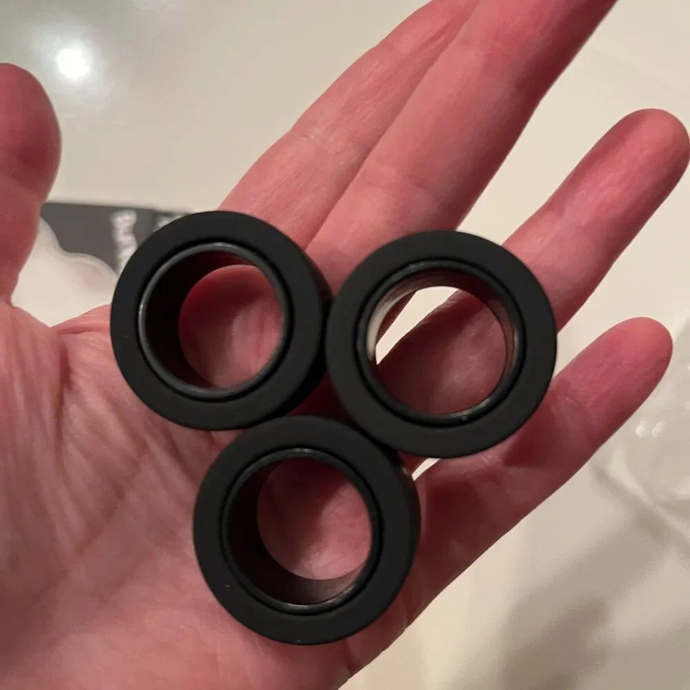 Magnetic Fidget Rings by Bunmo (3 pack / ages 8‎ and up)